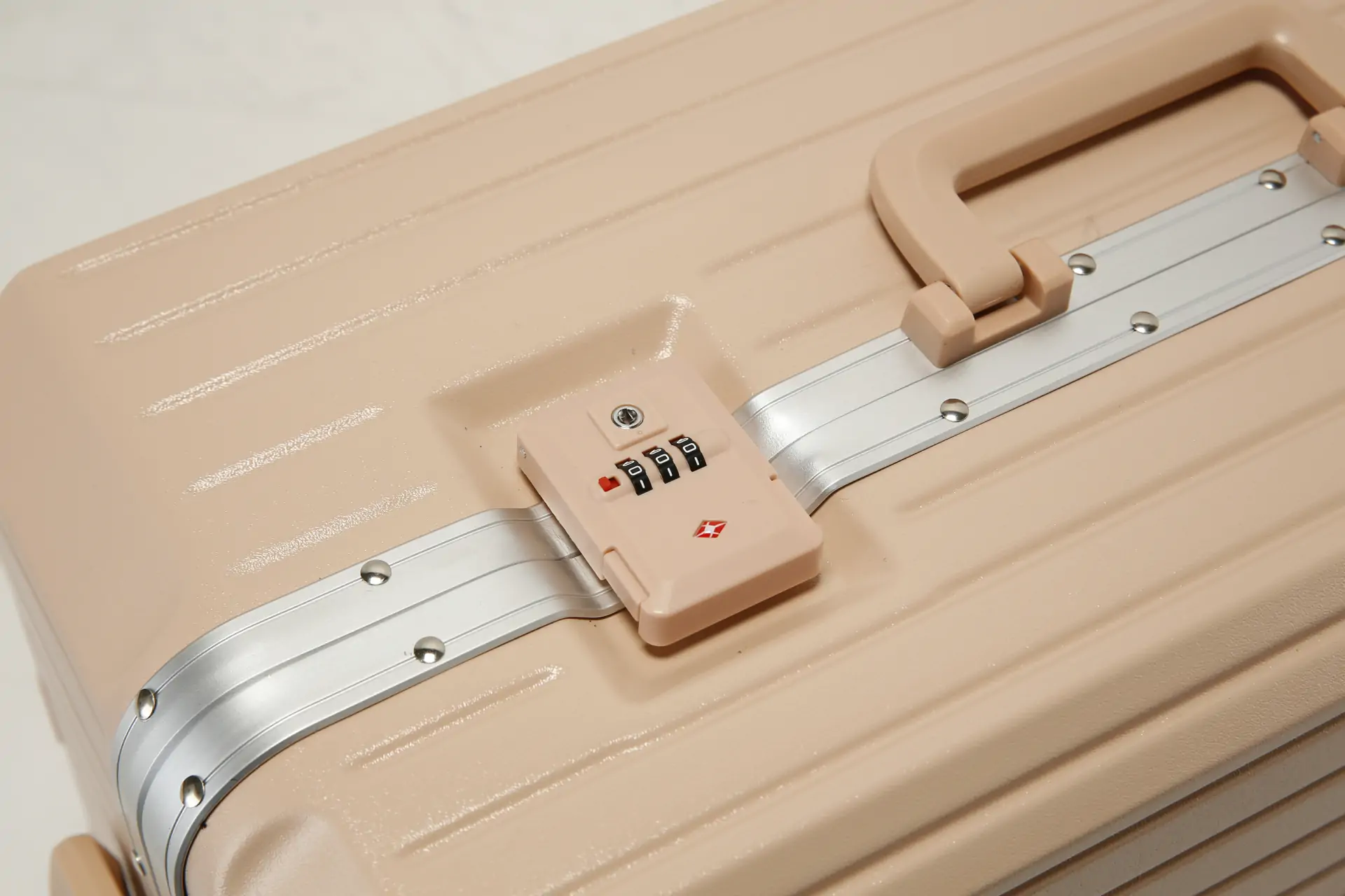 aluminum frame luggage